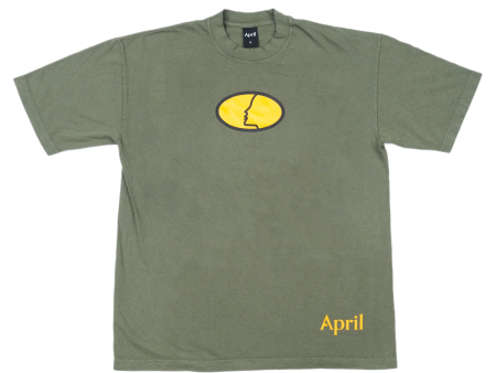 APRIL THE FACE TEE ARMY GREEN on Sale